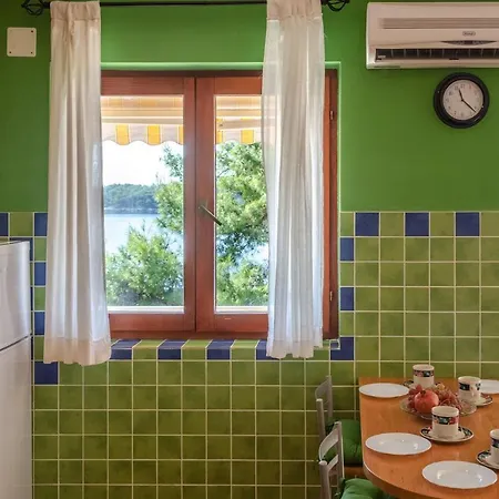 By The Sea Diana Lejlighed